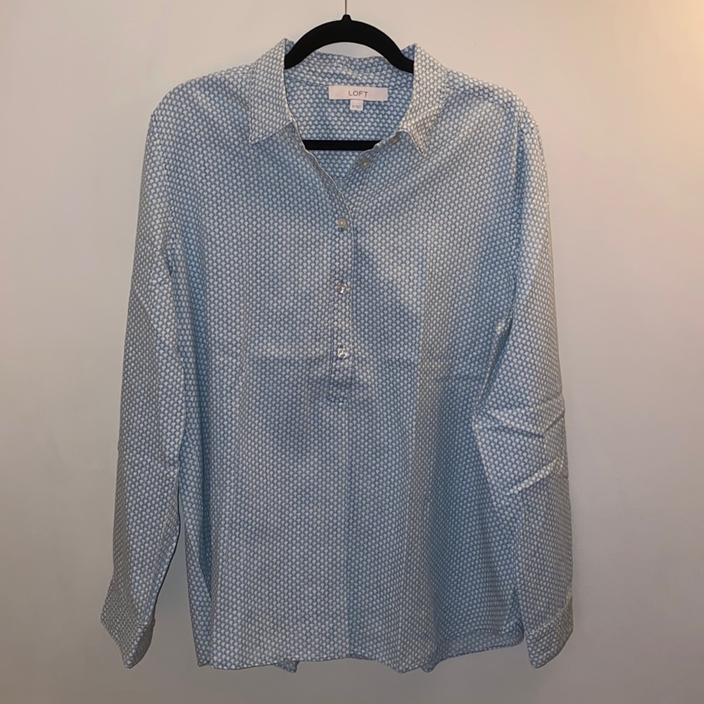 Ann Taylor Loft blue tunic top